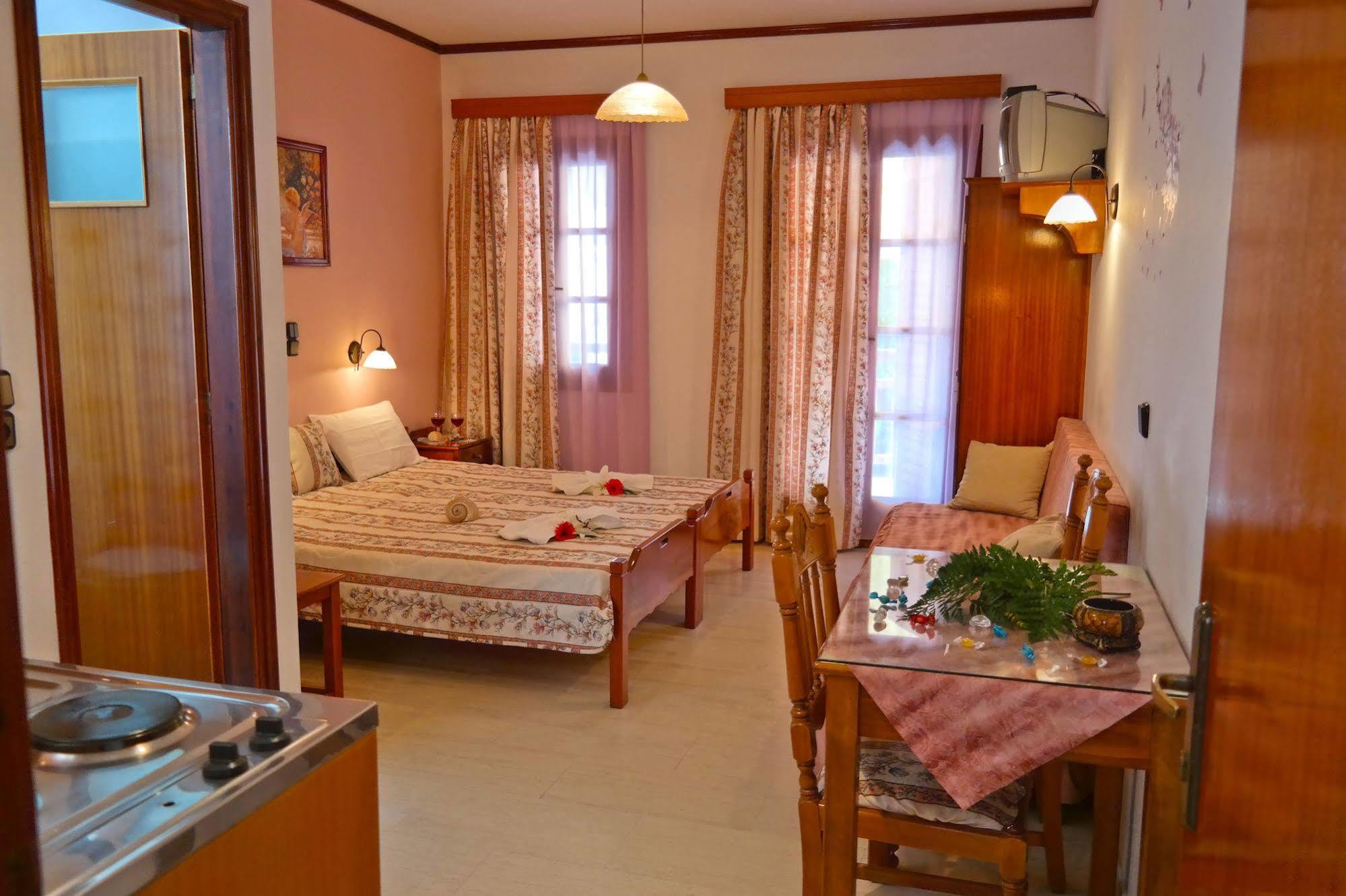 Golden Beach Studios Down Town Naxos City Eksteriør billede