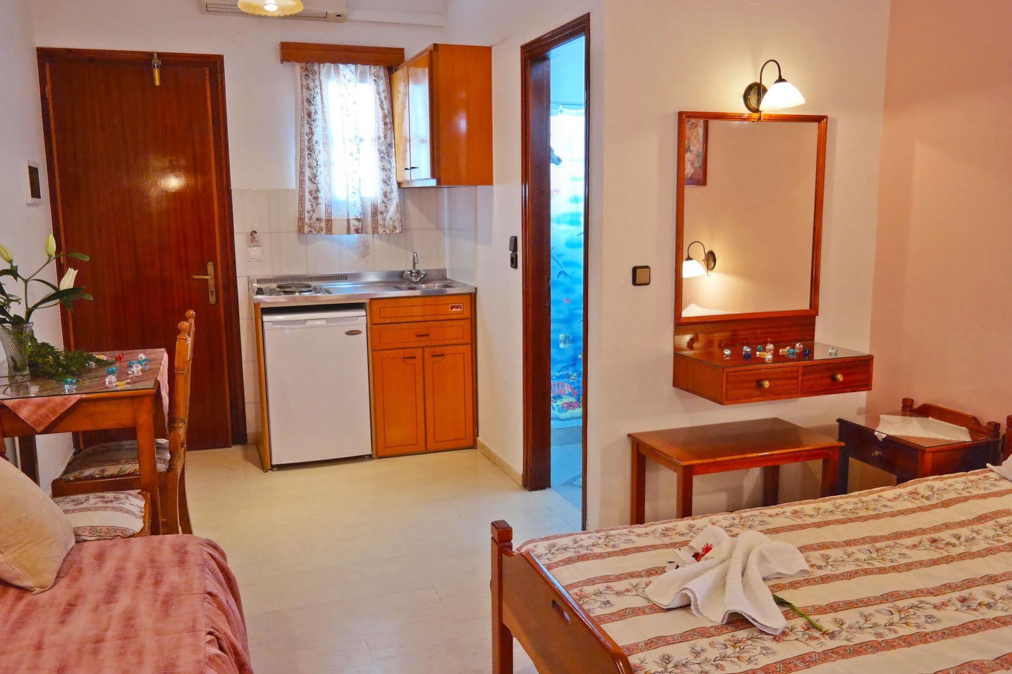 Golden Beach Studios Down Town Naxos City Eksteriør billede